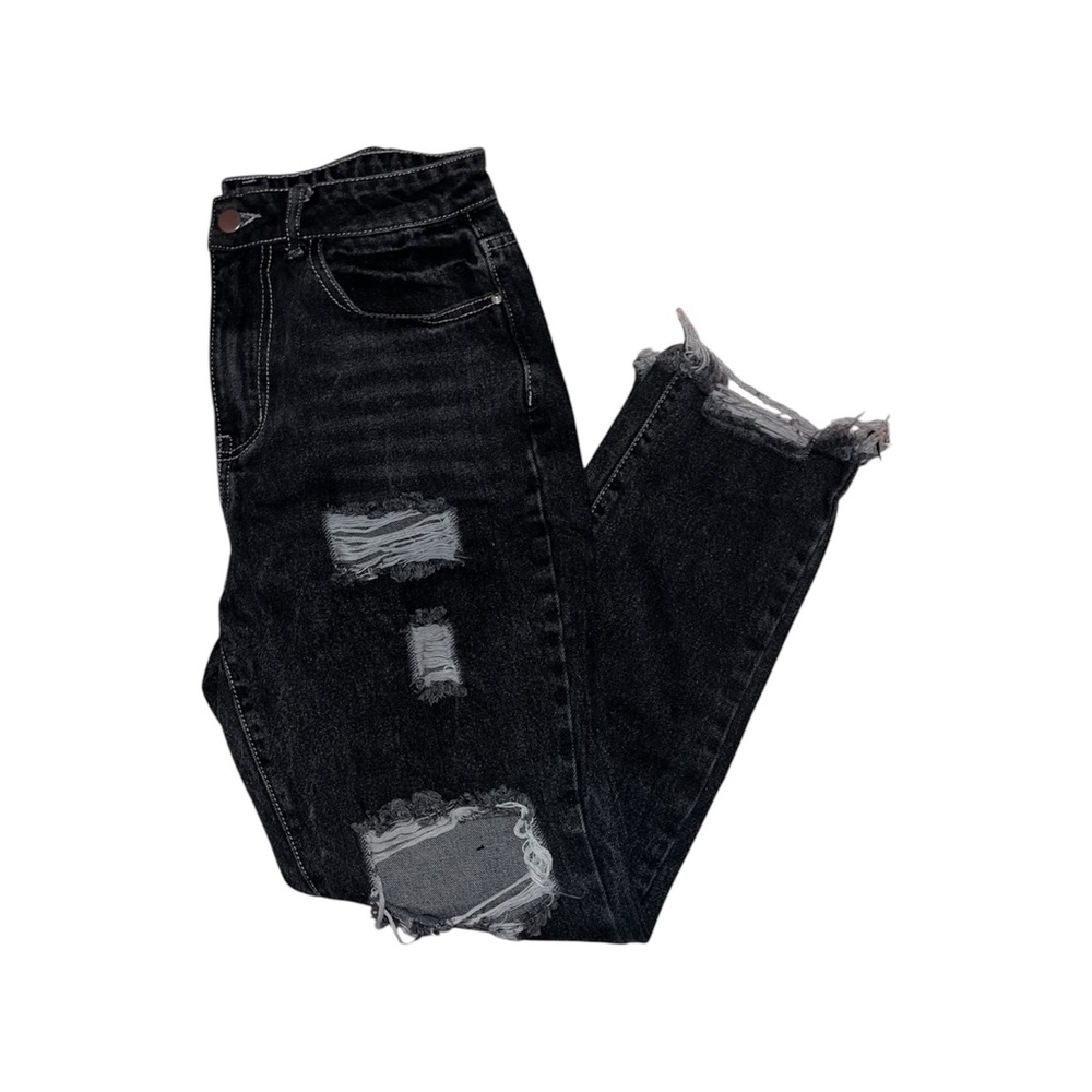 Shein black straight-leg jeans, size 6.